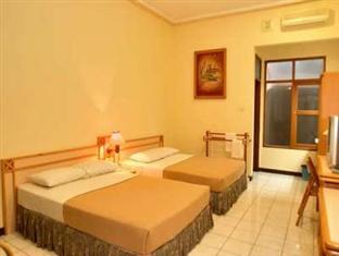Pantai Indah Resort Hotel Barat Pangandaran Bagian luar foto